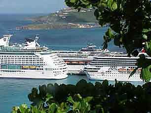 Netherlands Antilles - St. Maarten: A famous and import cruise ship destination