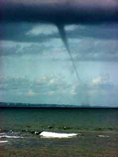 Petit Bourg/Guadeloupe FWI: A twister, i.e. the 'birth' of hurrican 'Jeanne' on 9/13/2004