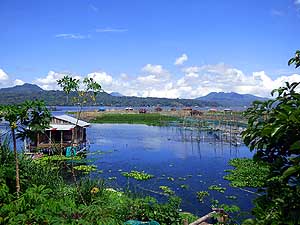 Lake Tondano/North Sulawesi/Indonesia: Minahasa Highland