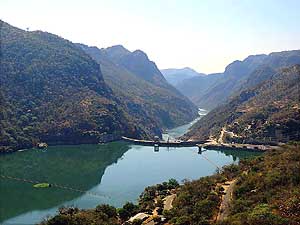 Mozambique/Songo: Cahora Bassa Dam and Zambezi River